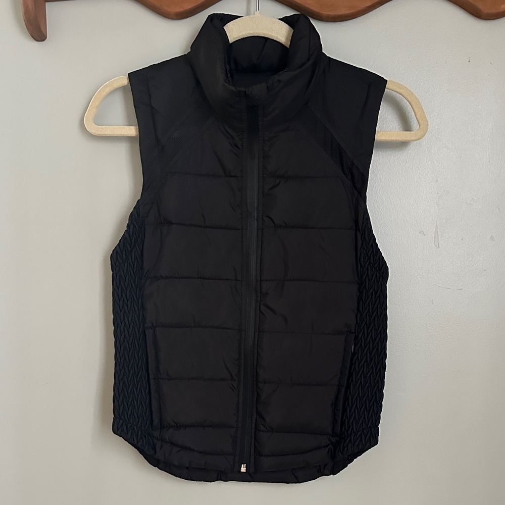 Express EXP Core Black Puffer Vest XS